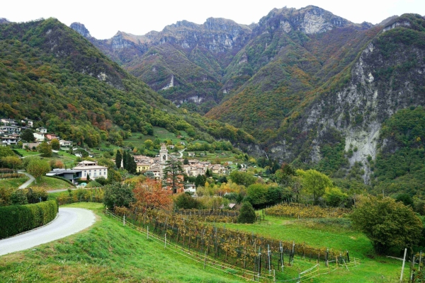 L'anello di Rovio. Tra lago e montagna.