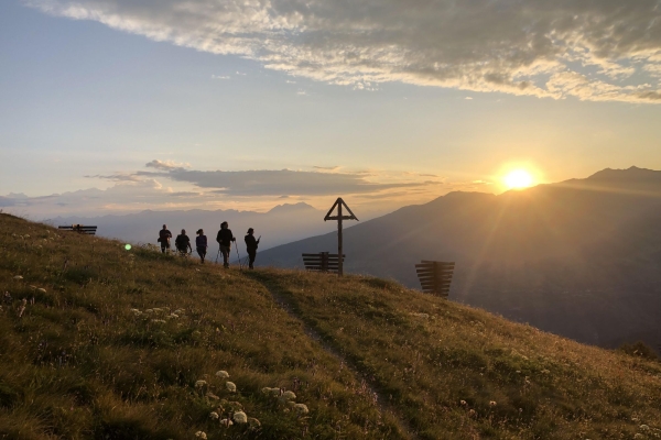 Lever de soleil sur les hauteurs de Thyon